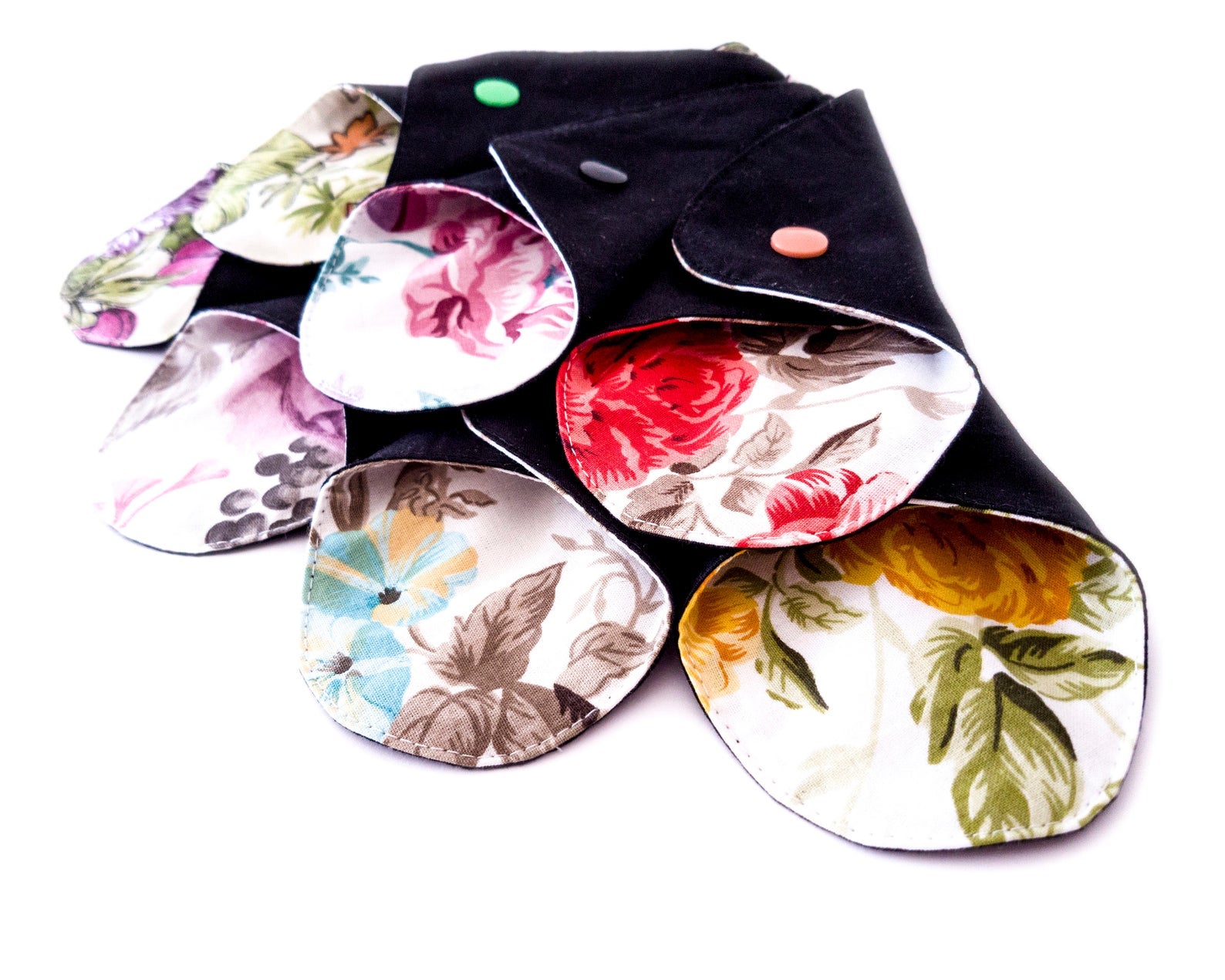 7 Pack Reusable Waterproof Thong Pantyliners, Random Flowers, Extra-Thin